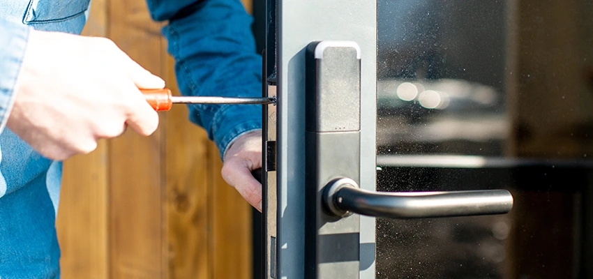Aluminium Door Lock Replacement in San Leandro, California