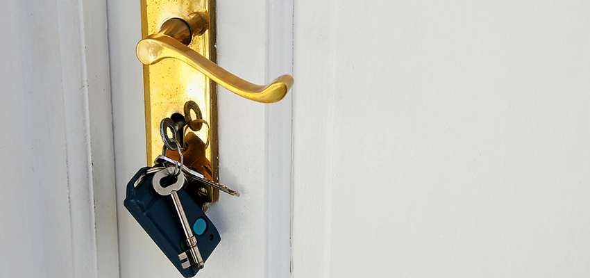 Broken Door Key Extraction in San Leandro, CA